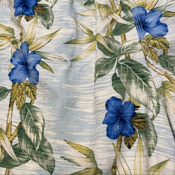 Tommy Bahama Blue Blooms Floral Print Straight Fit Swim Trunks Sz-M - Picture 3 of 8